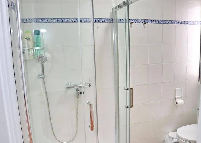 Dali * コニル・デ・ラ・フロンテラ